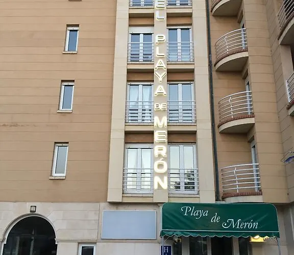 Playa De Meron サン・ビセンテ・デ・ラ・バルケラ