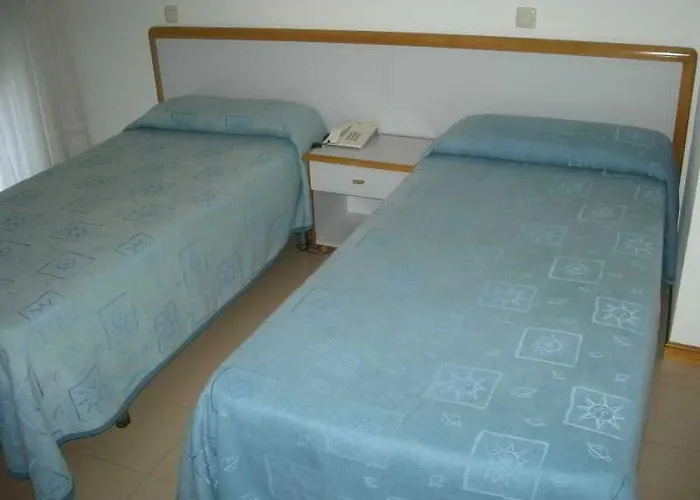 Playa De Meron サン・ビセンテ・デ・ラ・バルケラ